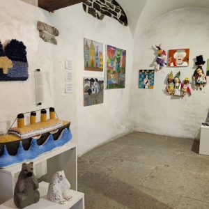 Artikkelin Yhteisnäyttely Tallinnassa on avattu esikatselukuva